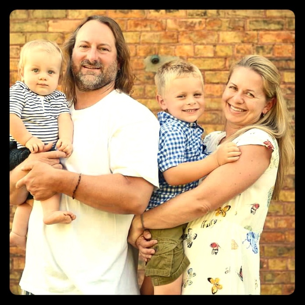 Meet your Posher, April